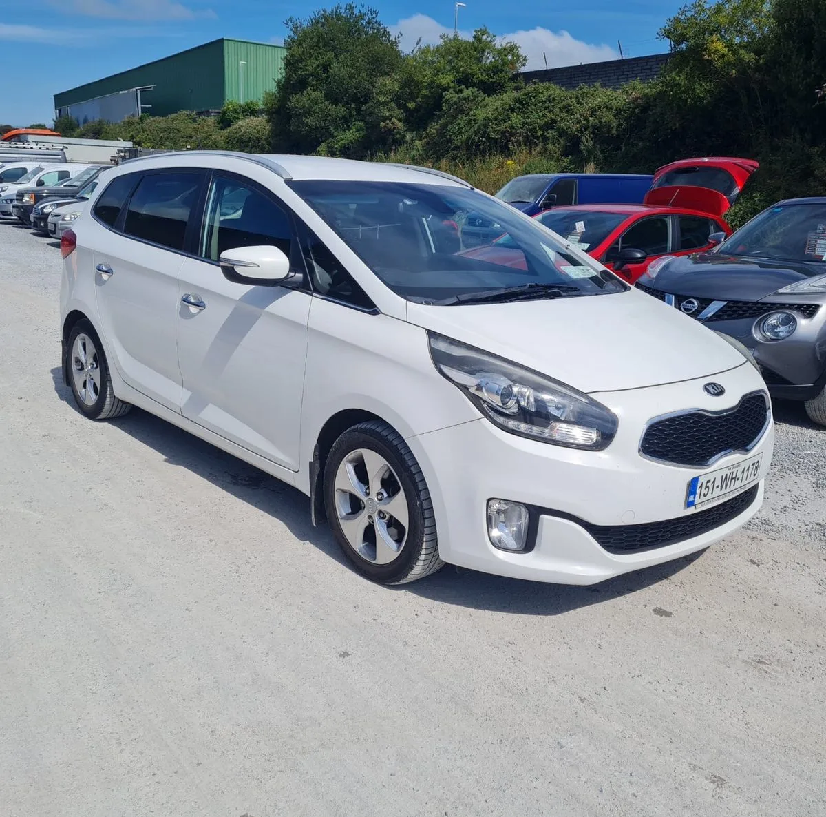 2015 Kia Carens
