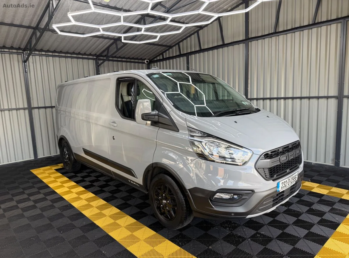 2023 Ford Transit Custom – photo 3