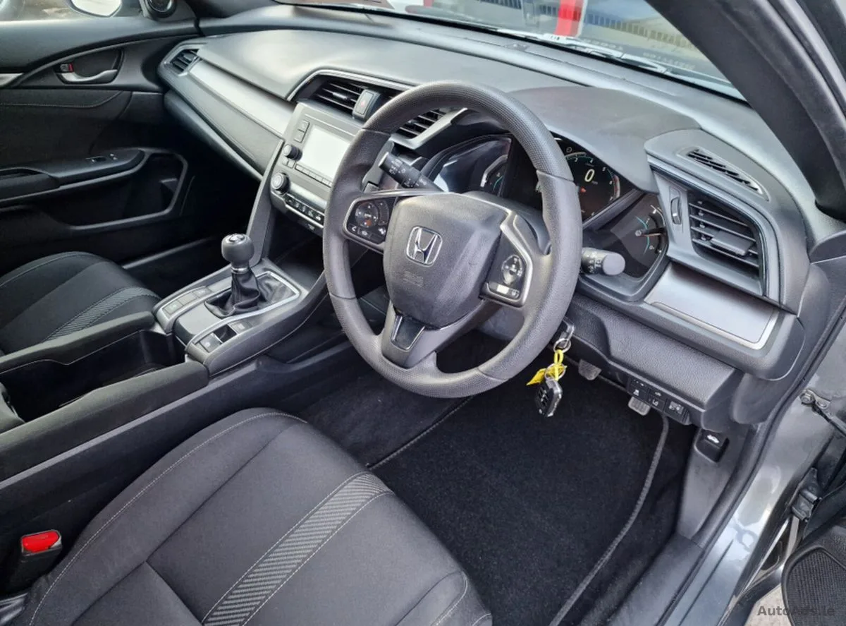 2019 Honda Civic – photo 13