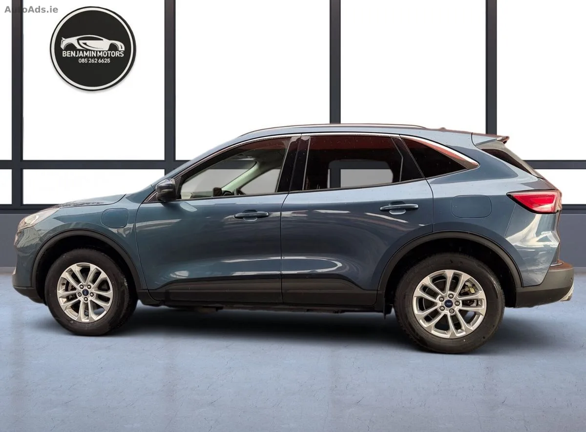 2022 Ford Kuga – photo 8