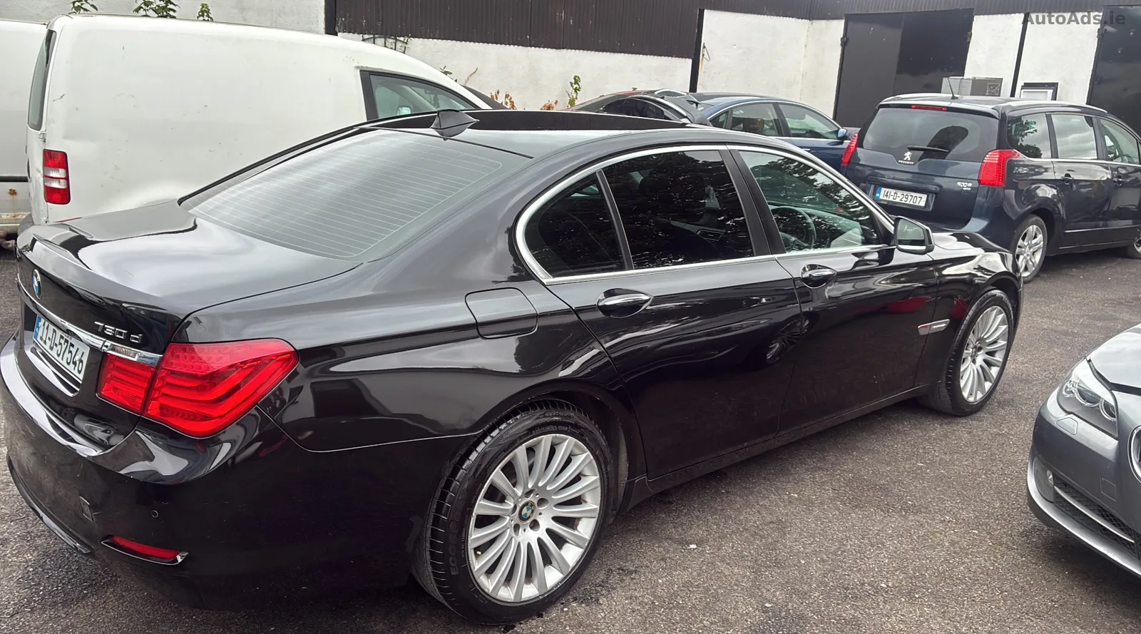 2011 BMW 7 Series – photo 4