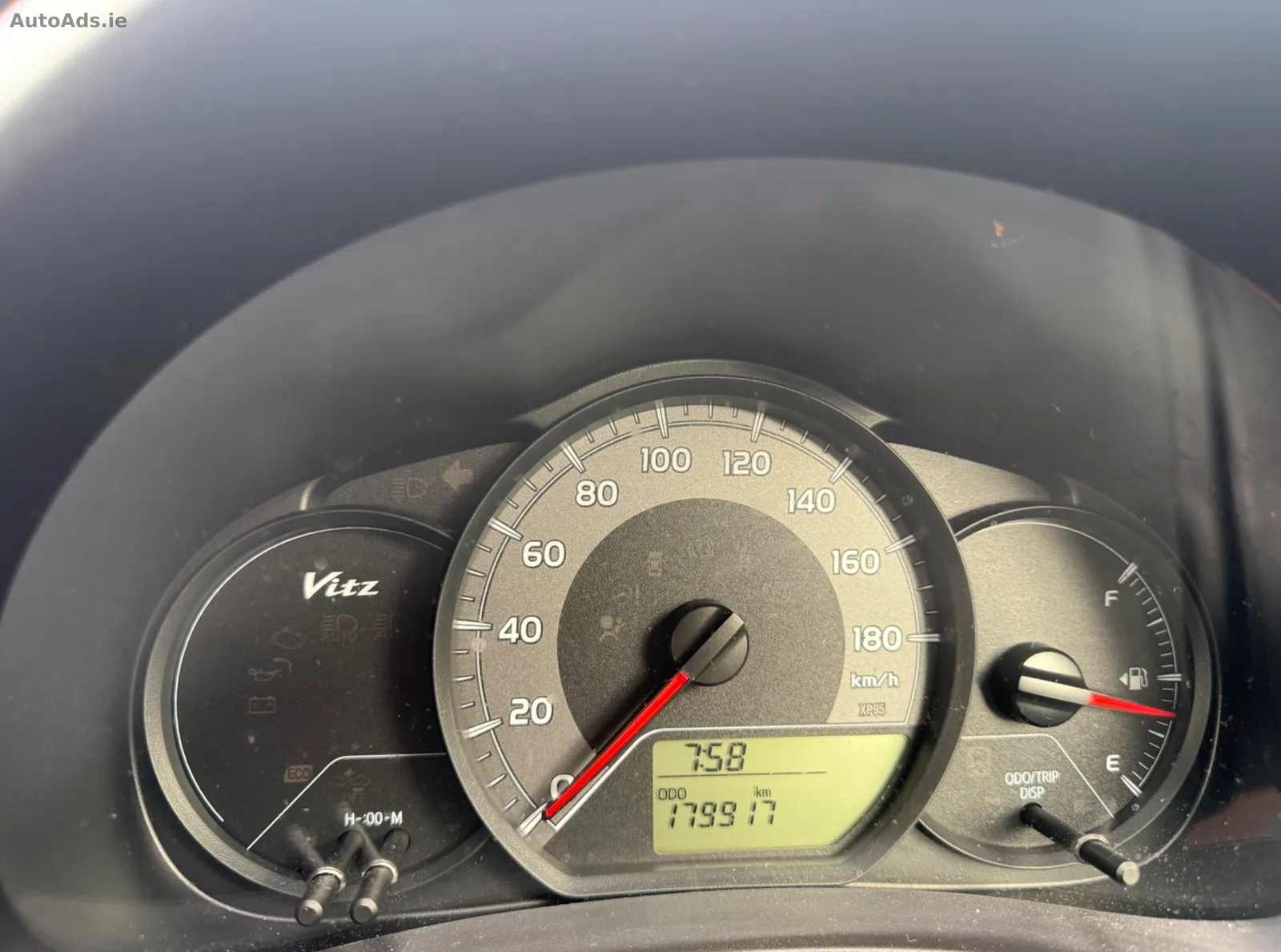 2017 Toyota Vitz
