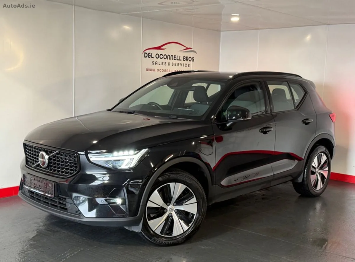 2023 Volvo XC40 – photo 2