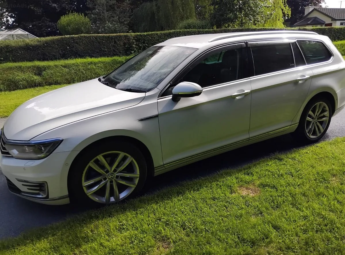 2018 Volkswagen Passat – photo 12