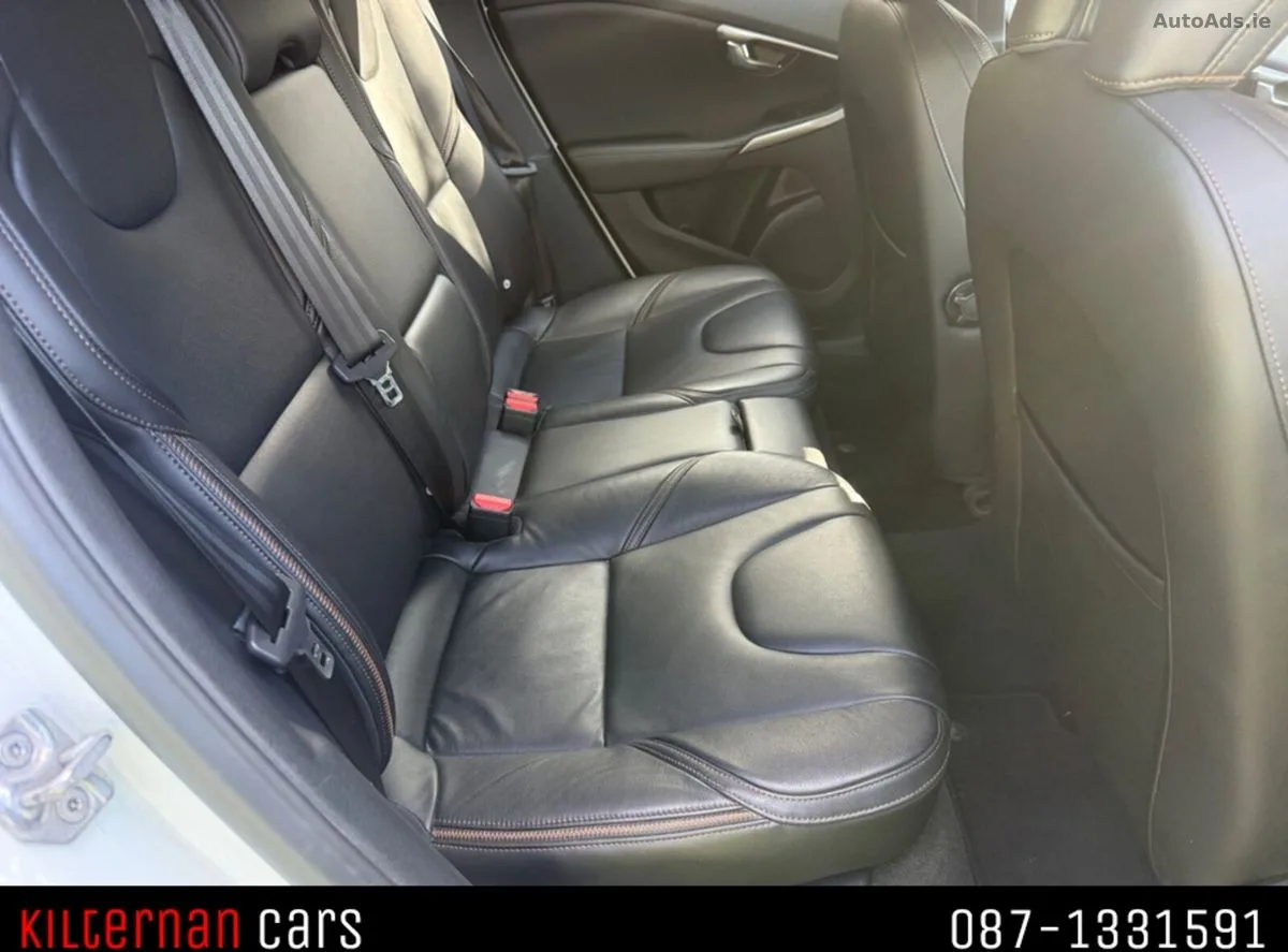 2017 Volvo V40 – photo 13