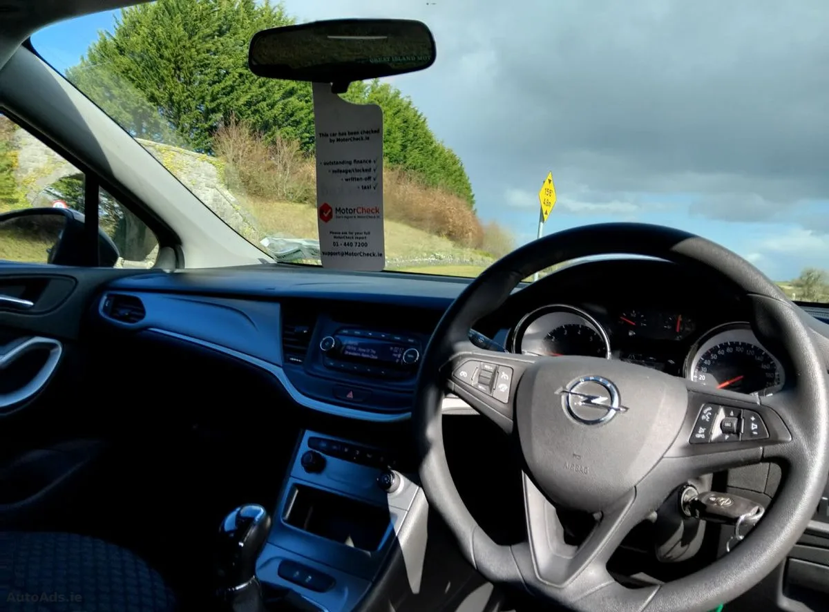 2019 Opel Astra – photo 4