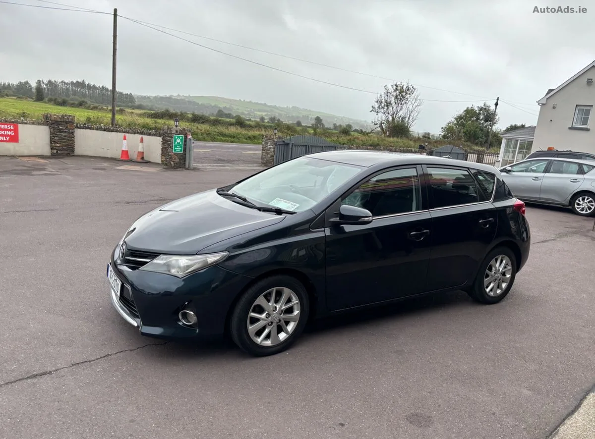 2014 Toyota Auris – photo 3
