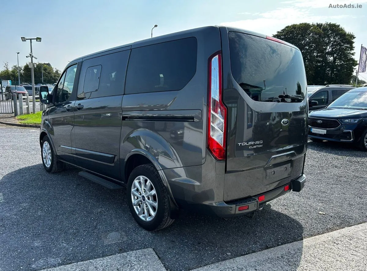 2021 Ford Tourneo Custom – photo 5