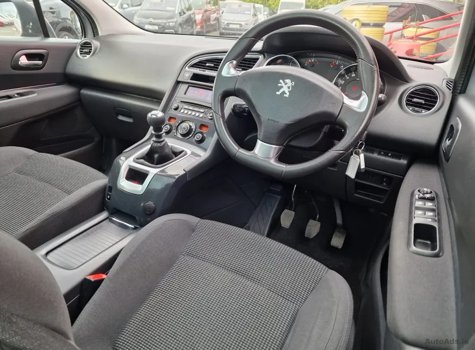 2016 Peugeot 5008 – photo 9