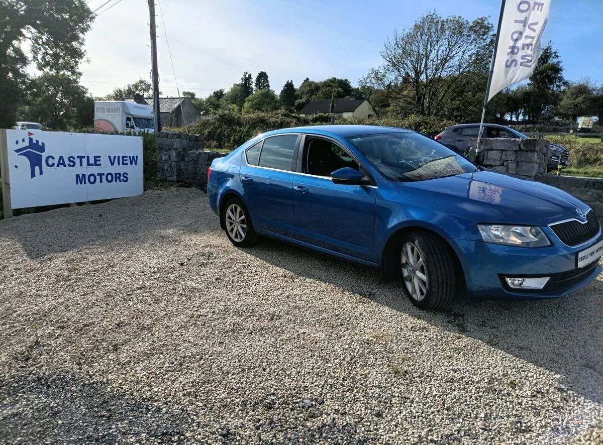 2017 Skoda Octavia – photo 2