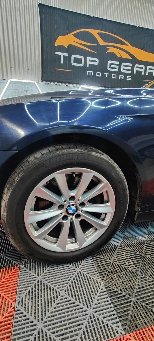 2014 BMW 5-Series – photo 15
