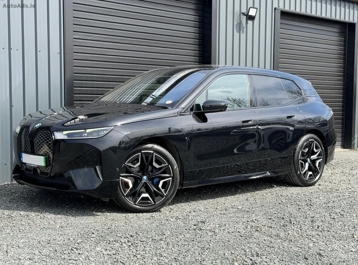 2022 BMW iX