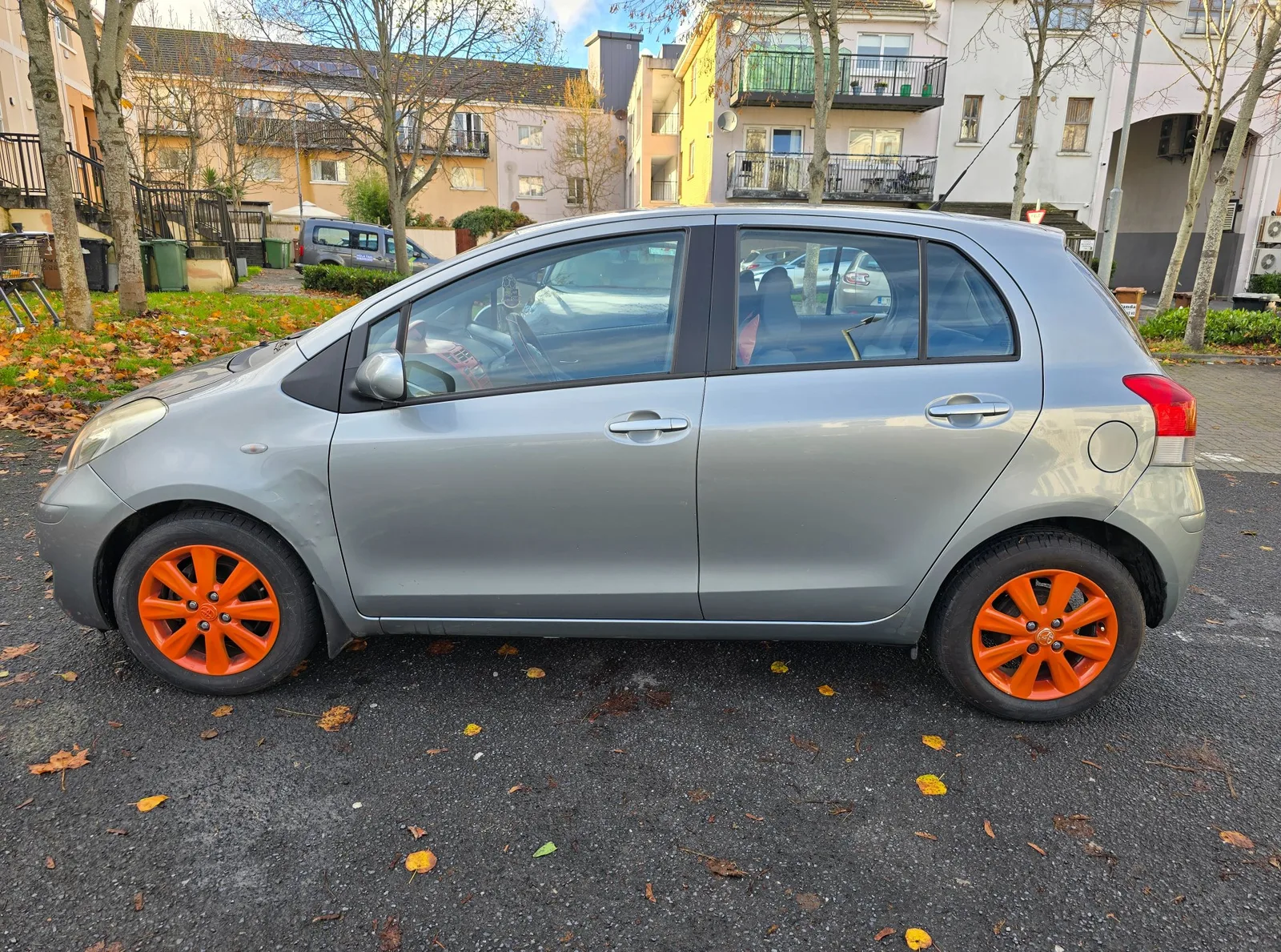 2010 Toyota Yaris – photo 2