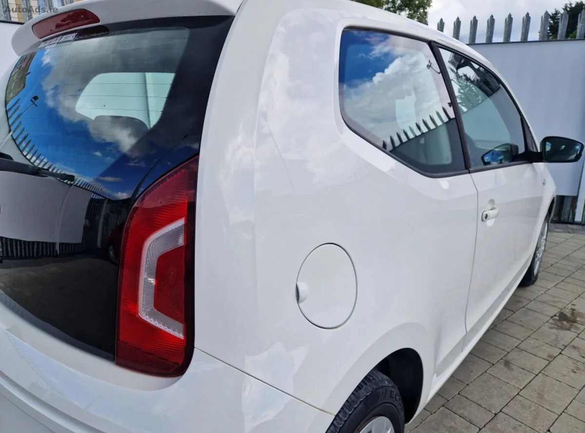 2013 Volkswagen up! – photo 12