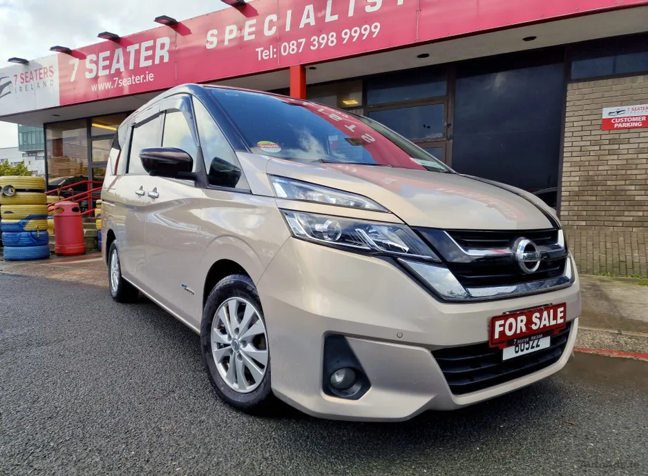 2017 Nissan Serena – photo 3