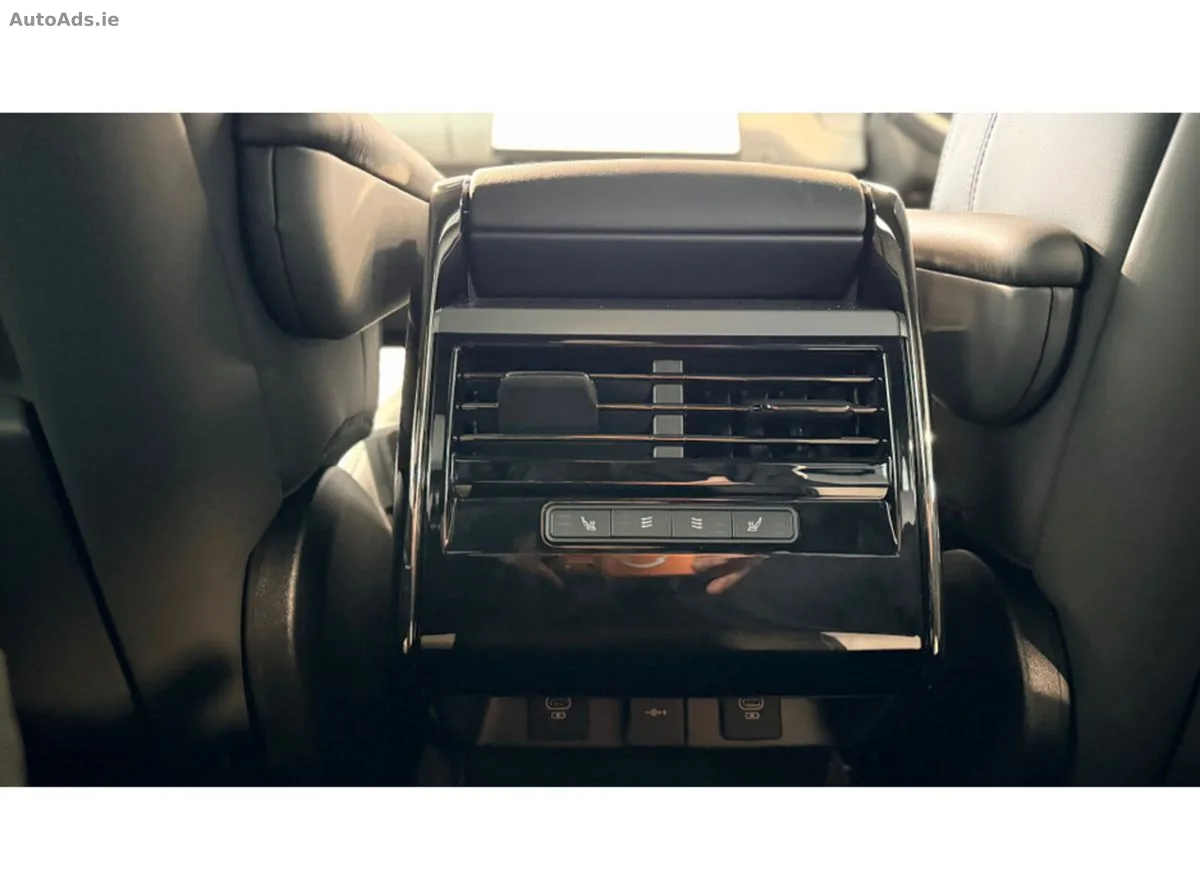 2025 Land Rover Range Rover Sport – photo 14