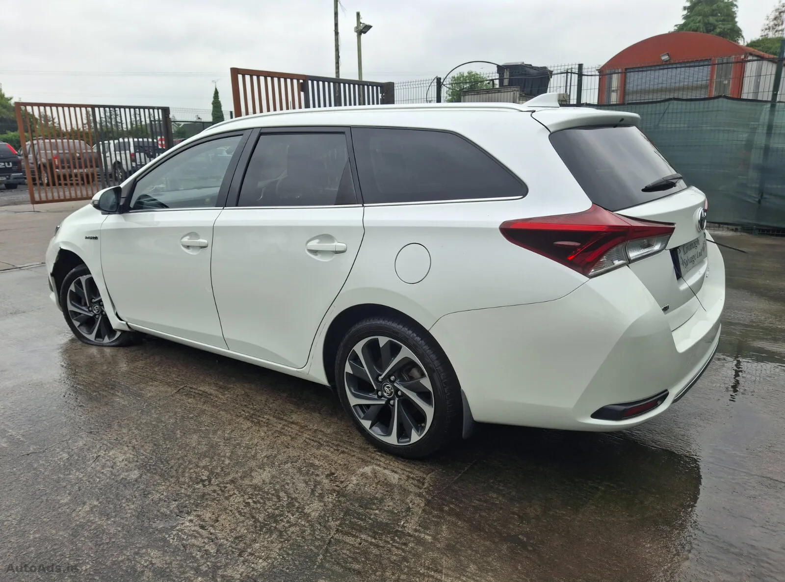 2015 Toyota Auris – photo 4