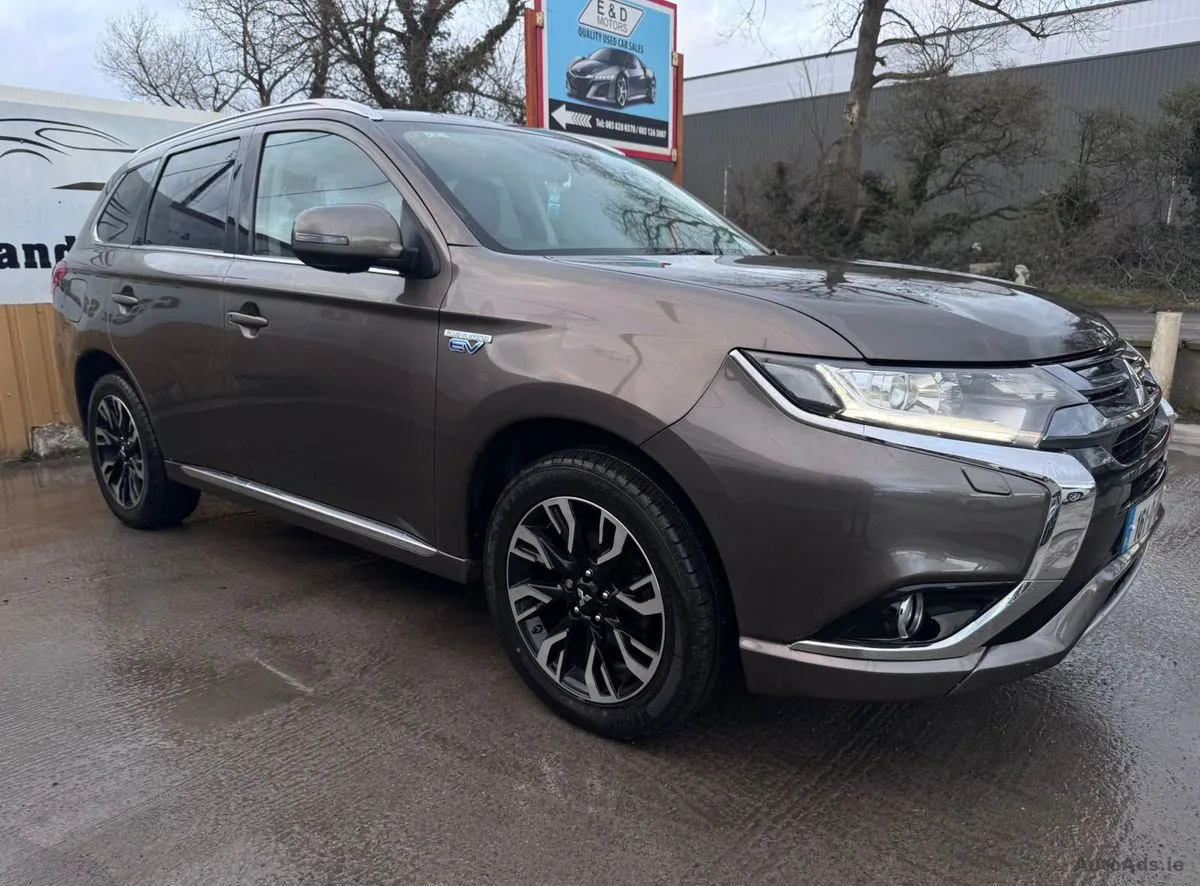 2016 Mitsubishi Outlander – photo 5