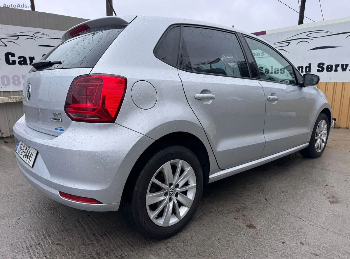 2015 Volkswagen Polo – photo 11