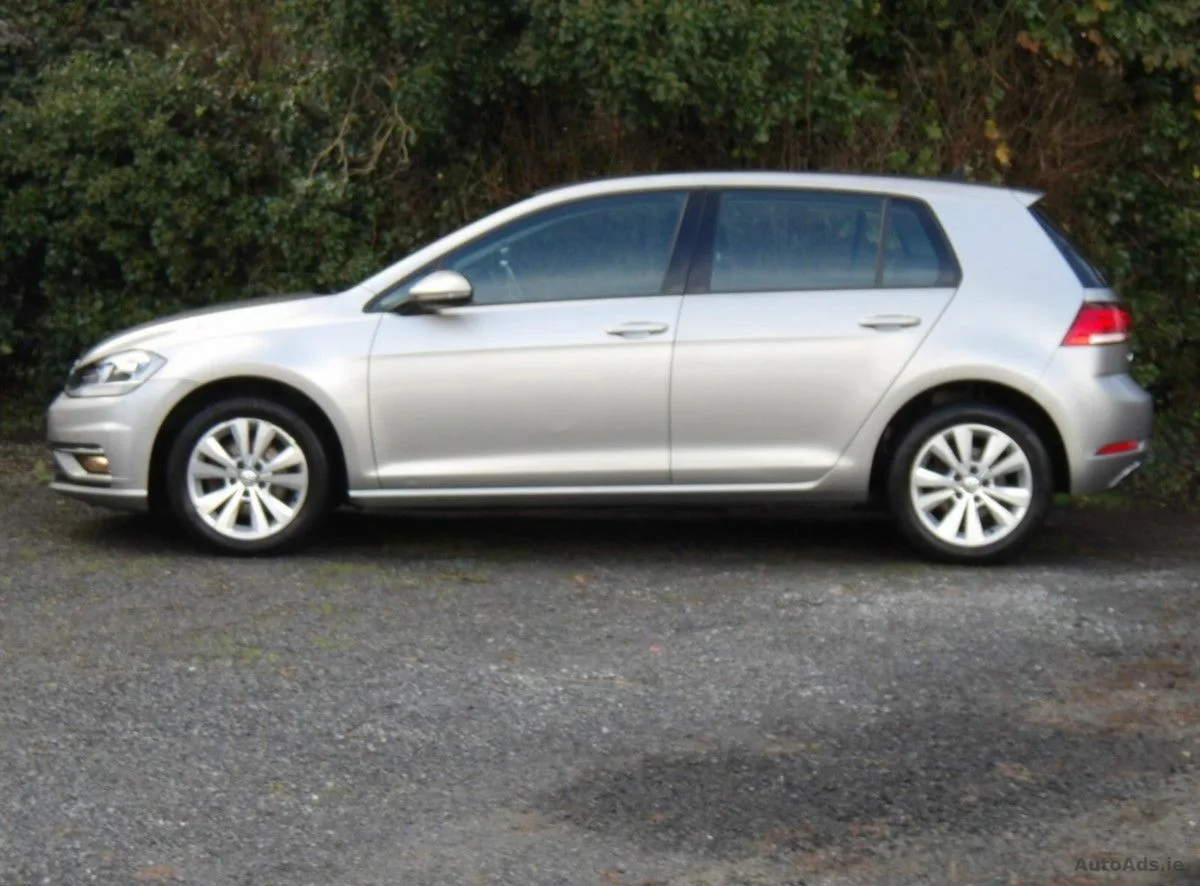 2018 Volkswagen Golf – photo 1