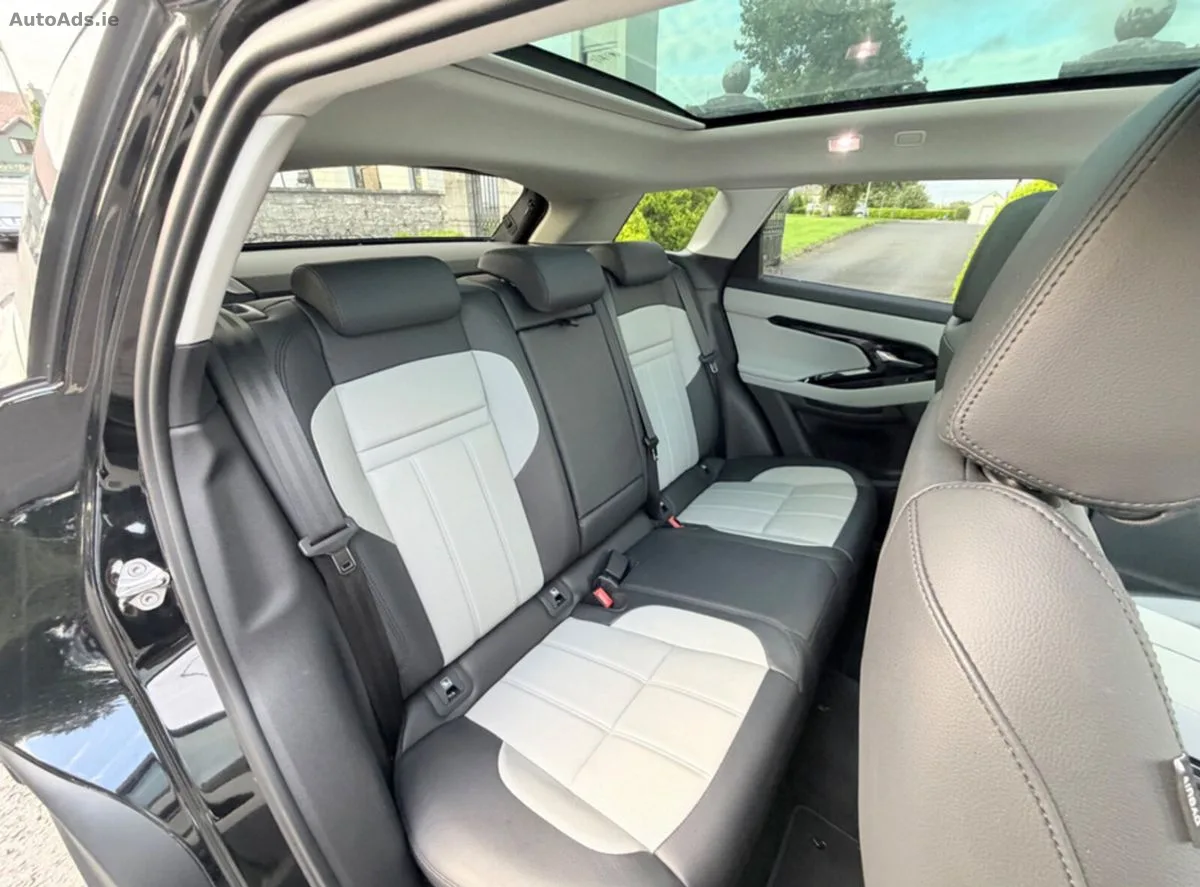 2025 Land Rover Range Rover Evoque – photo 15