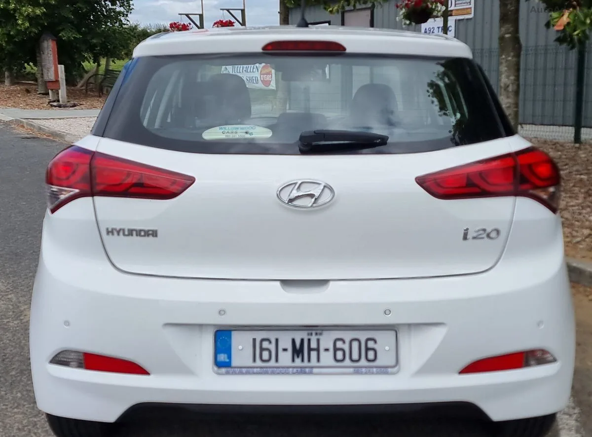 2016 Hyundai i20 – photo 9