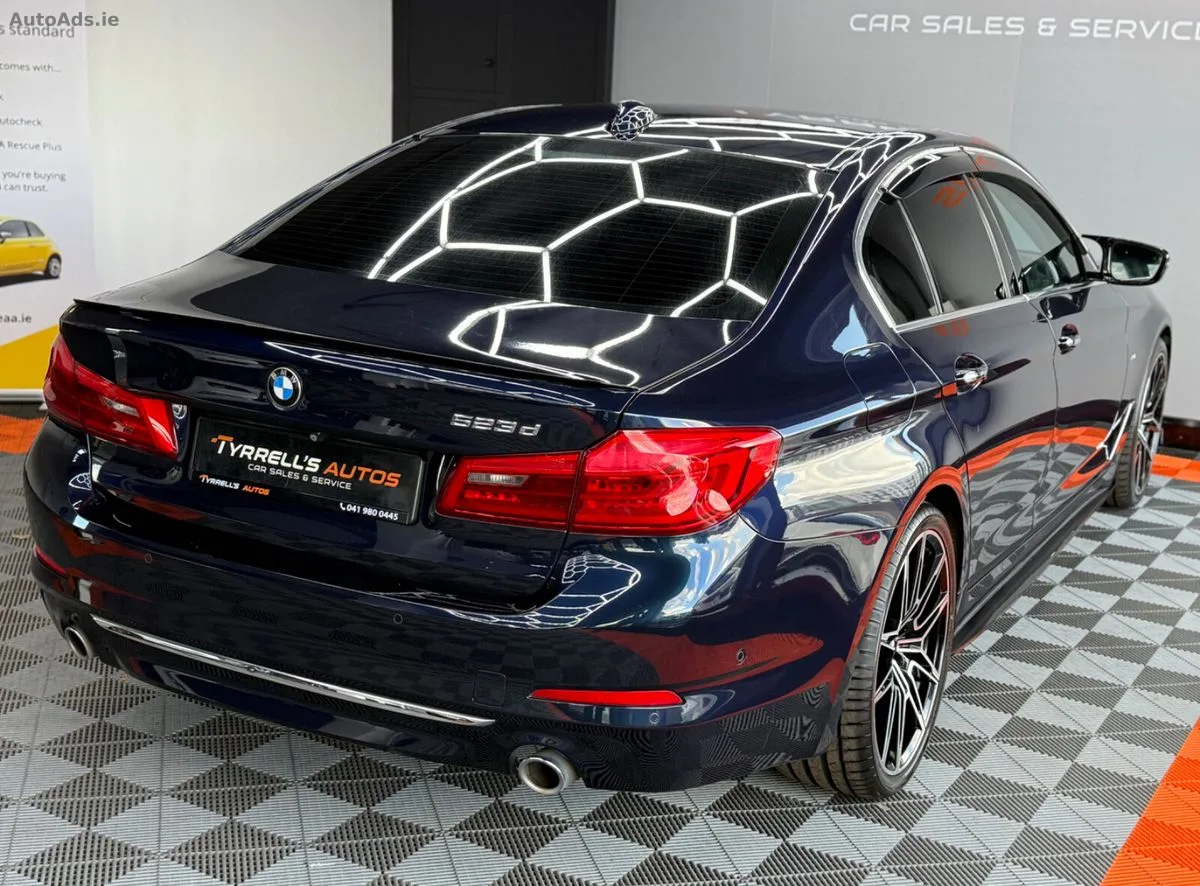 2018 BMW 5-Series – photo 8
