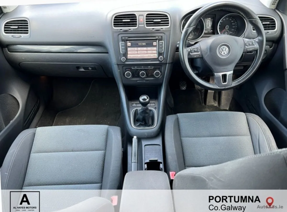 2011 Volkswagen Golf – photo 2