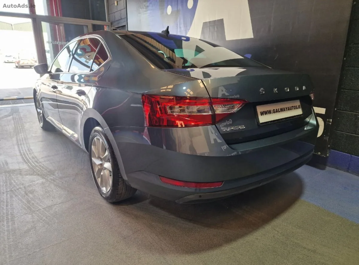 2019 Skoda Superb – photo 6