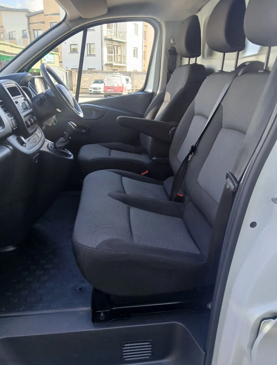 2020 Renault Trafic – photo 10