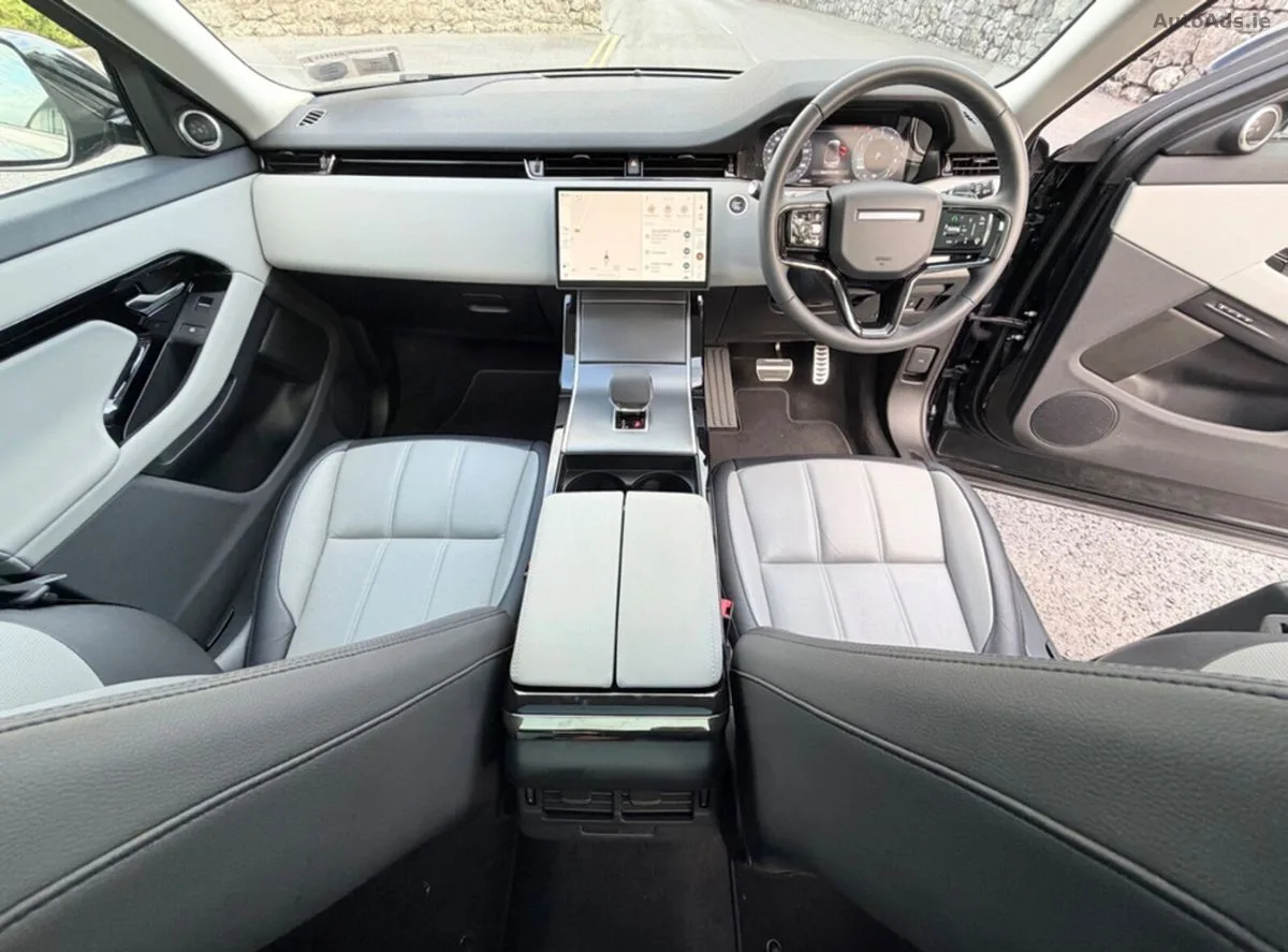 2025 Land Rover Range Rover Evoque – photo 16