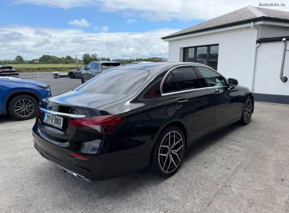 2021 Mercedes-Benz E-Class – photo 4