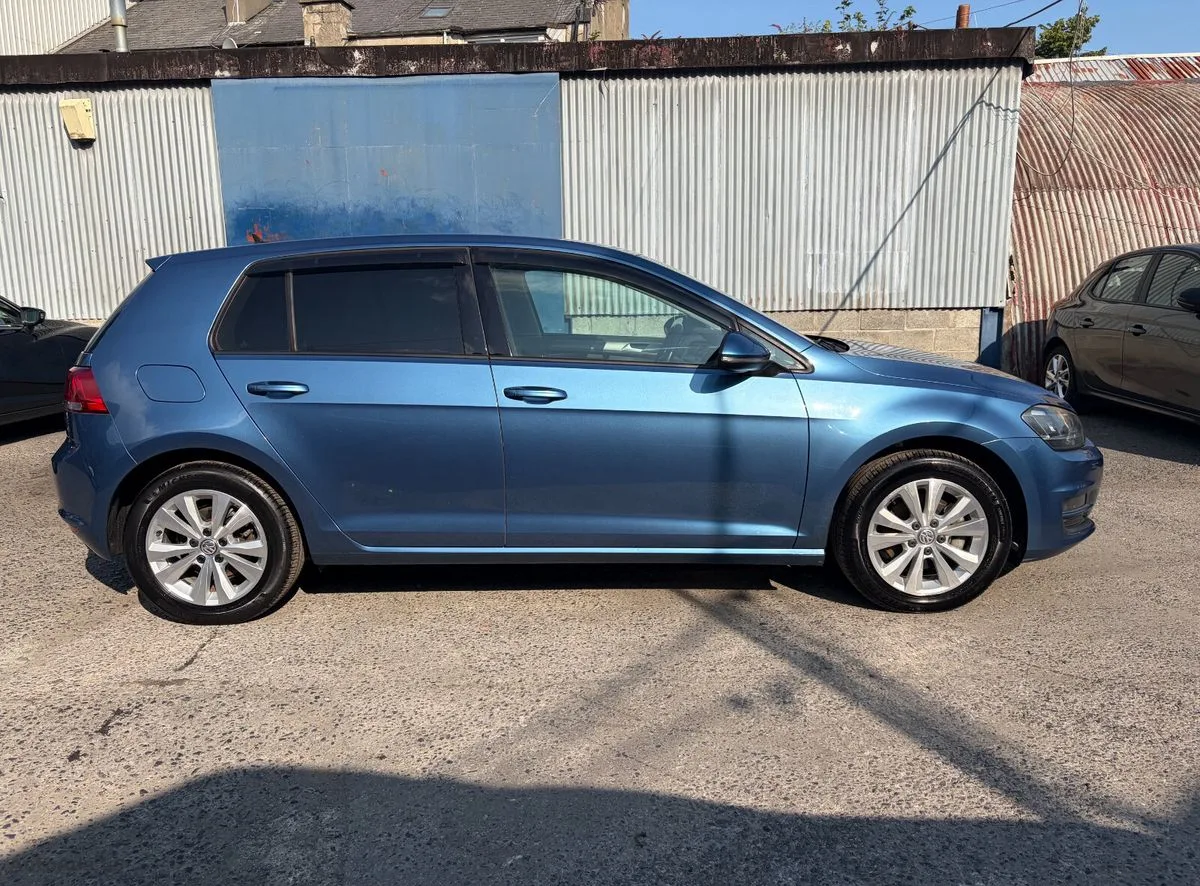 2015 Volkswagen Golf – photo 2