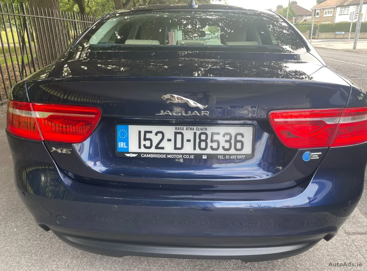2015 Jaguar XE – photo 12