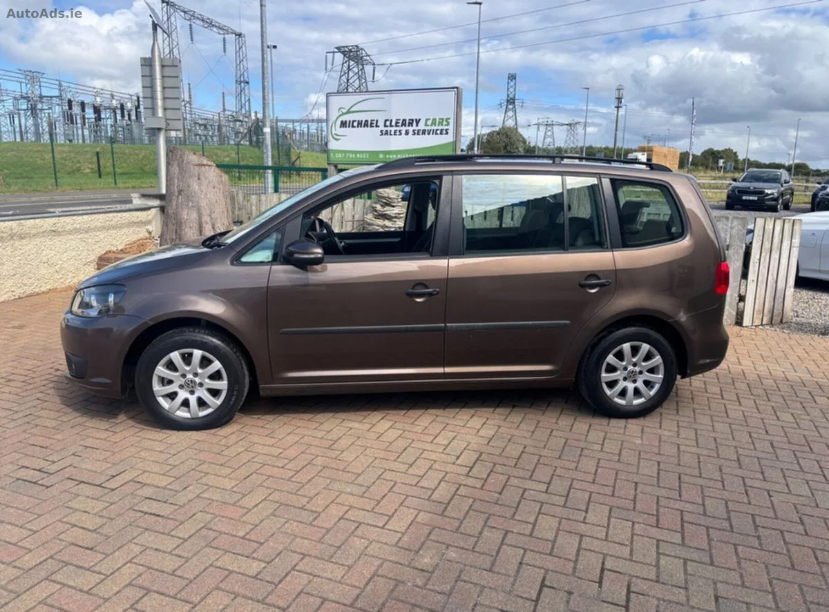 2015 Volkswagen Touran – photo 2