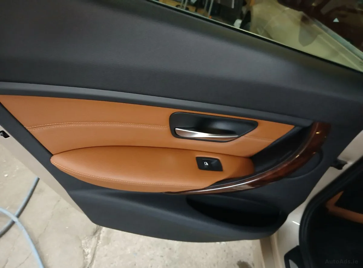 2013 BMW 3-Series – photo 20