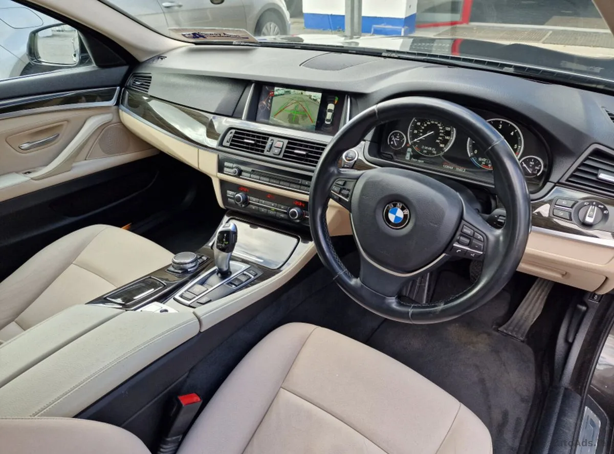 2015 BMW 5-Series – photo 11