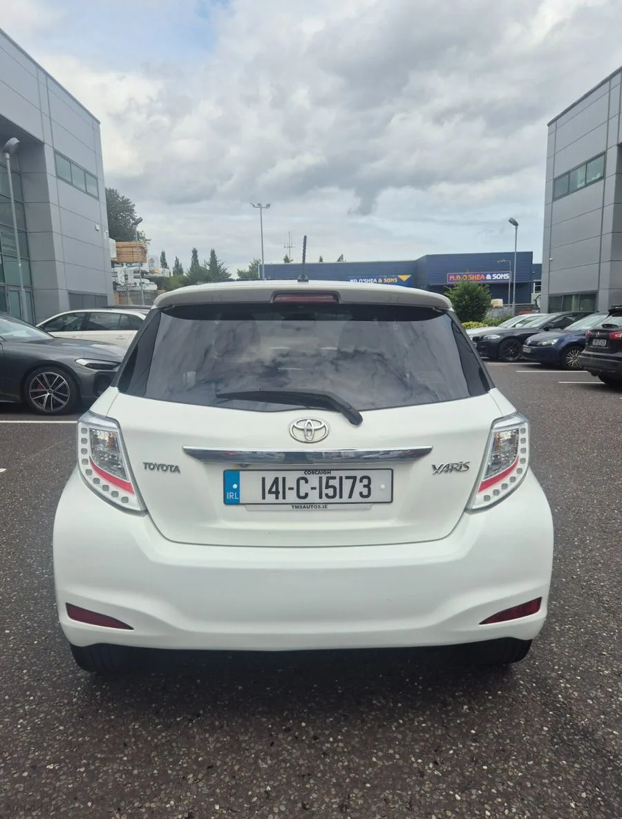 2014 Toyota Yaris – photo 7