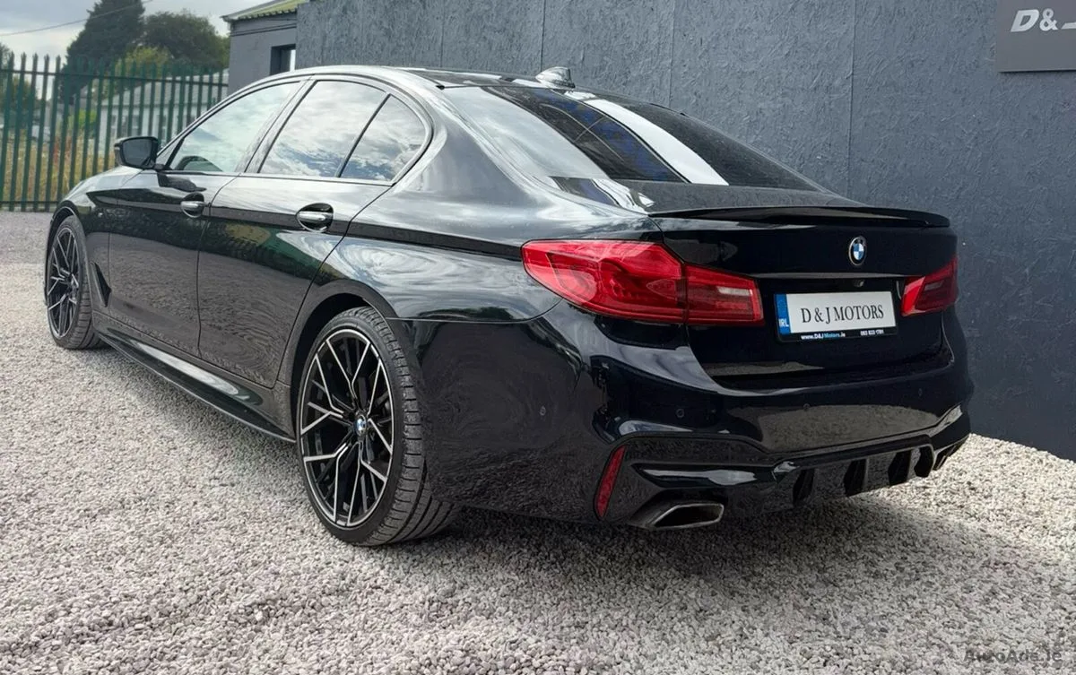 2017 BMW 5-Series – photo 20