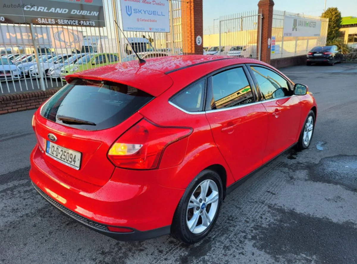 2012 Ford Focus – photo 4