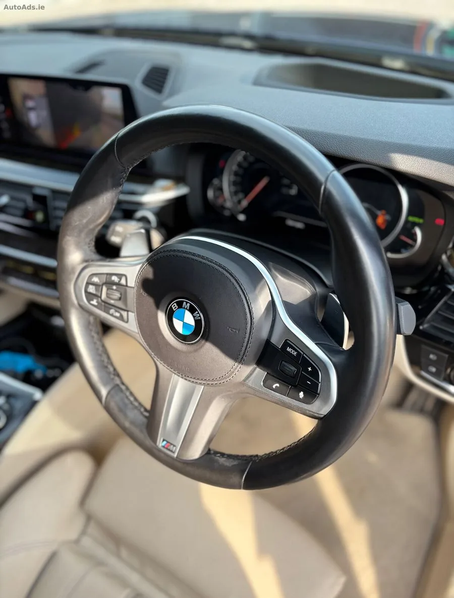 2018 BMW 5-Series – photo 11