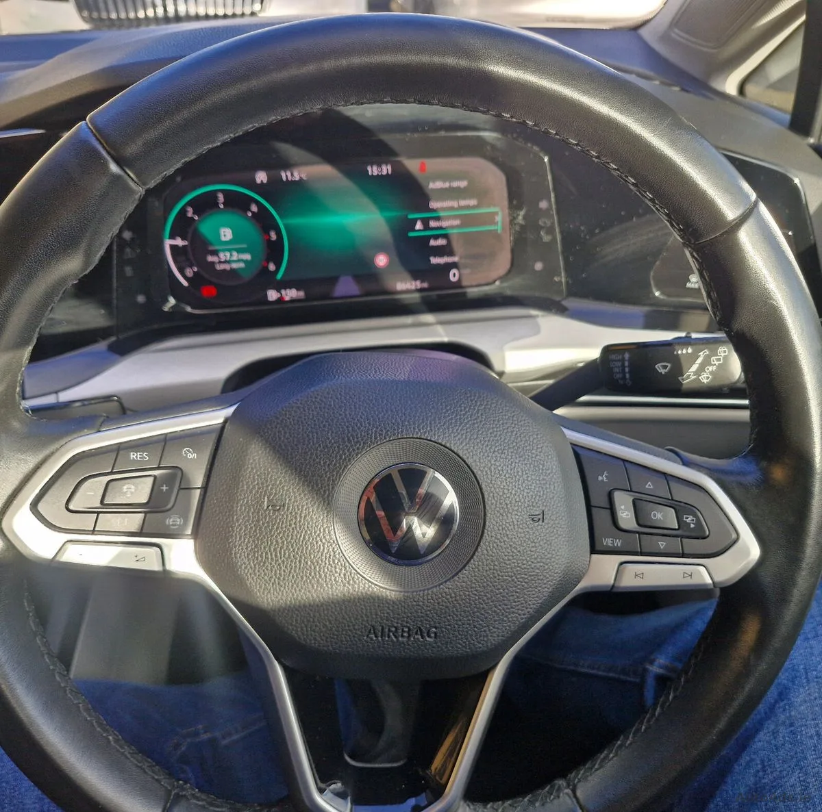 2022 Volkswagen Golf – photo 16