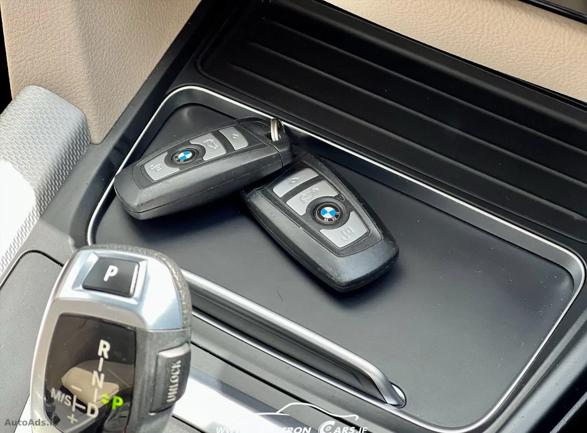 2017 BMW 3-Series – photo 7