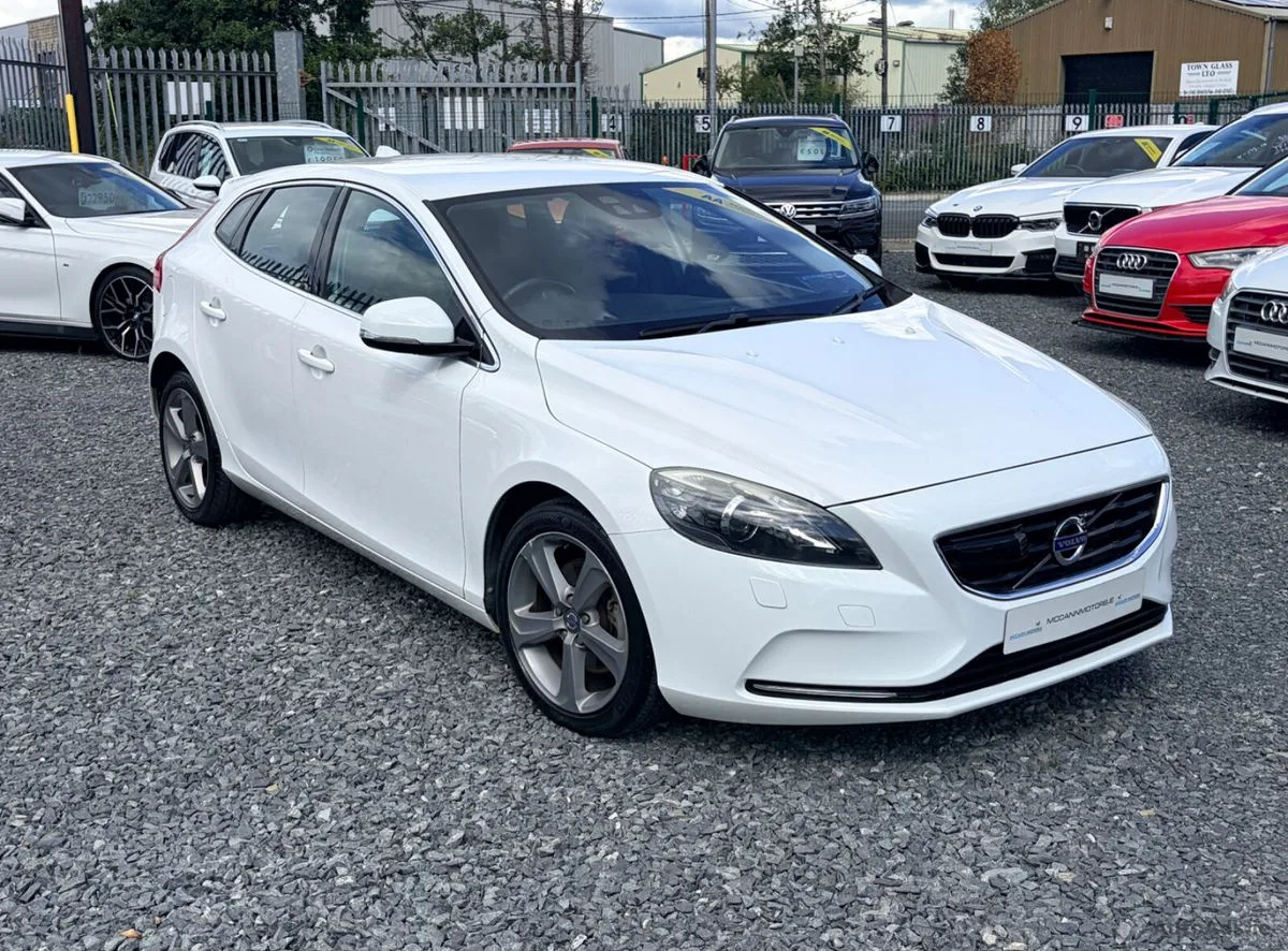 2015 Volvo V40