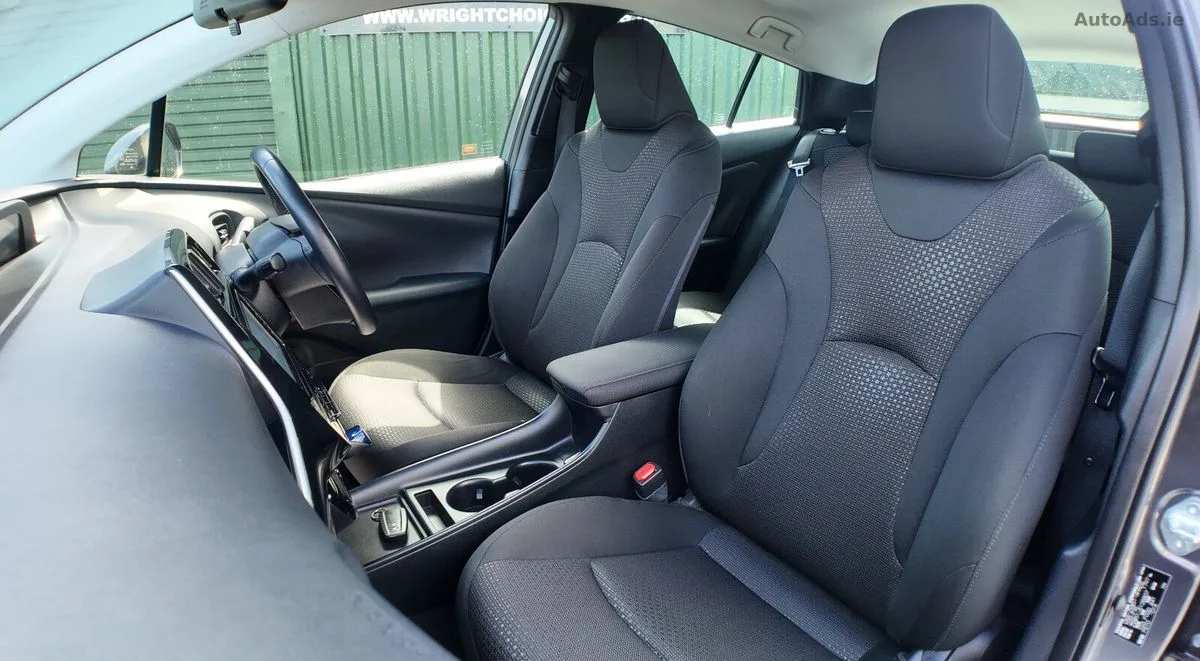 2020 Toyota Prius – photo 15