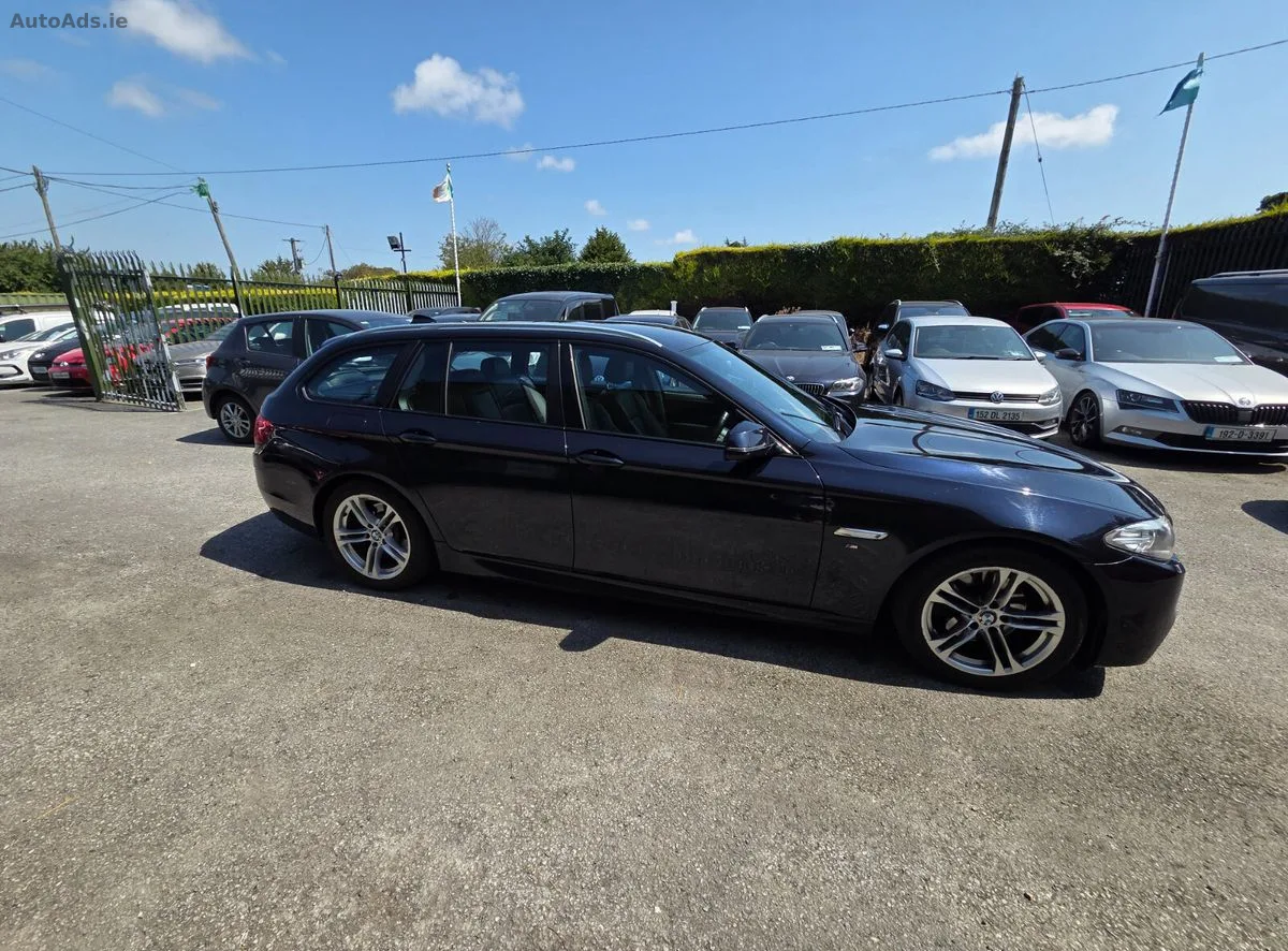 2017 BMW 5-Series – photo 2