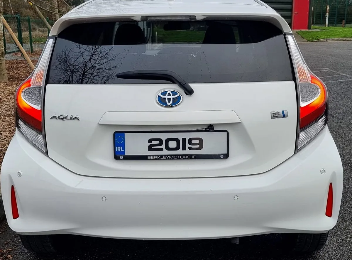 2019 Toyota Aqua – photo 6