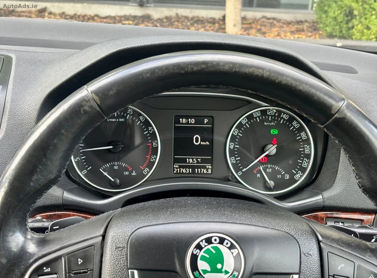 2011 Skoda Octavia – photo 18