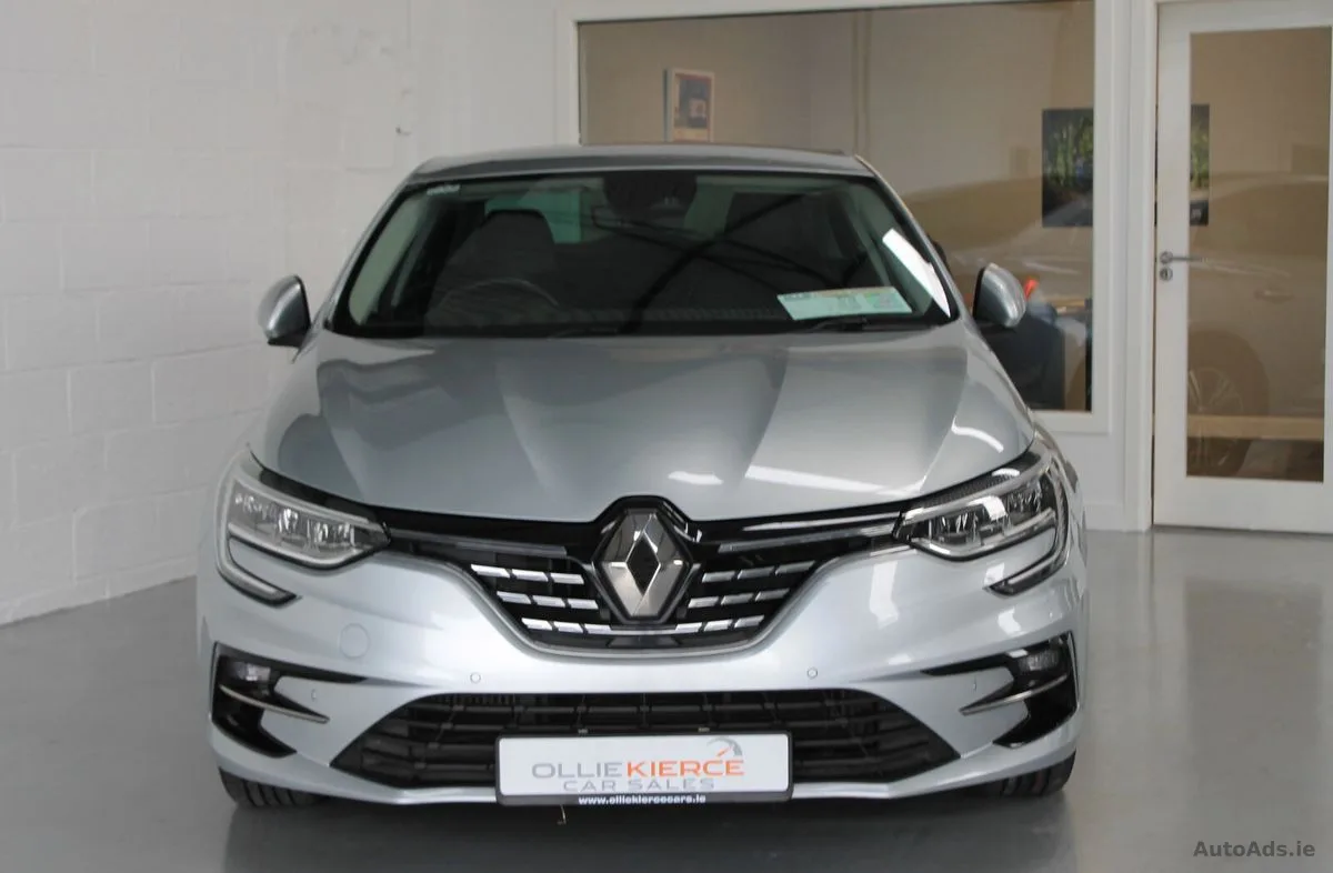 2021 Renault Megane – photo 2