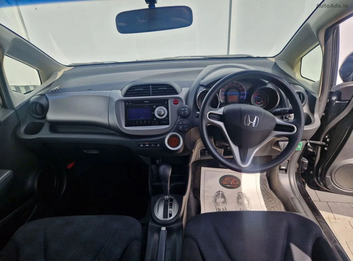 2013 Honda Fit – photo 16